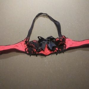 Trashy lingerie bra and garter belt size medium